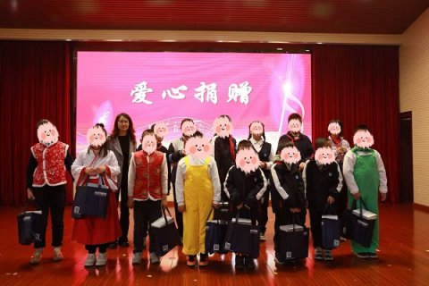 ������Զ����˹����������ж��������ࡱ